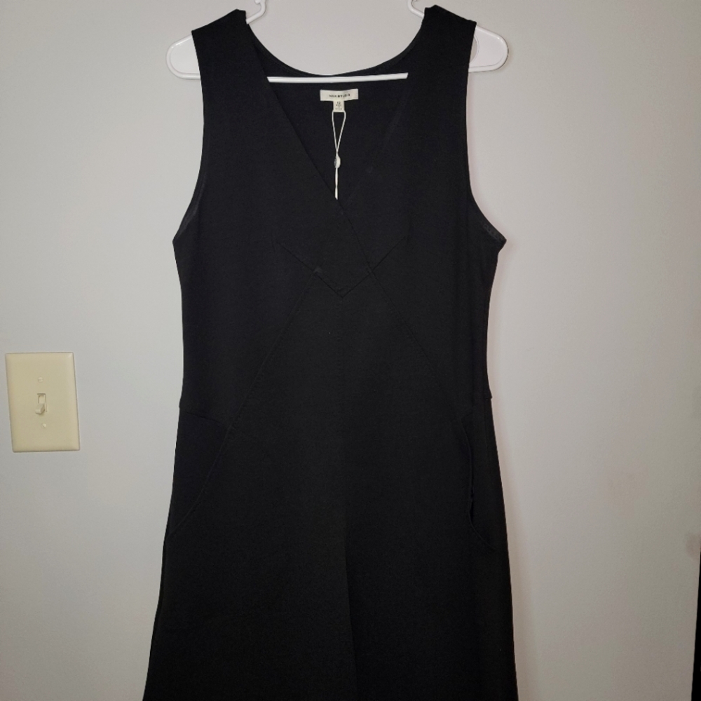 Black basics dress by MAX STUDIO